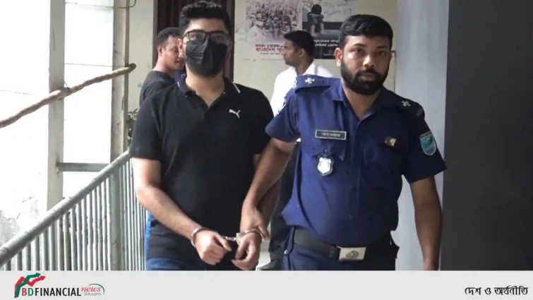 ২ কনটেইনার মদ আমদানির ঘটনায় তিনজন রিমান্ডে