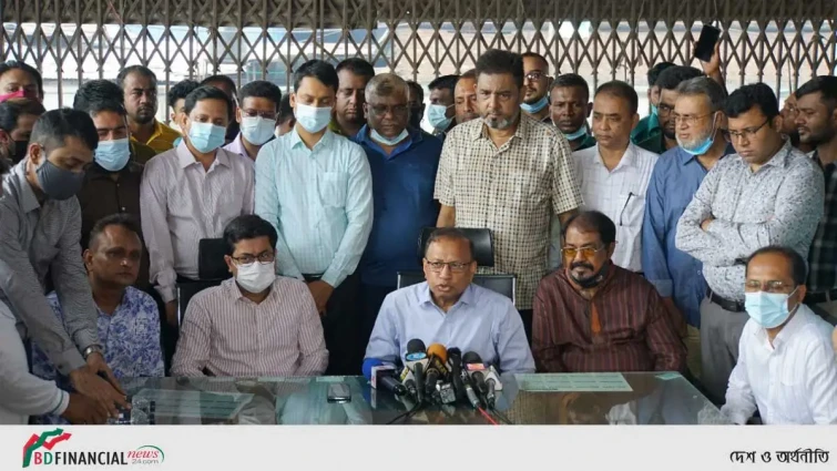 সারাদেশ থেকে ঢাকায় আগত পণ্য সরবরাহে সুবিধাজনক স্থানে হবে কাঁচাবাজার: স্থানীয় সরকার মন্ত্রী