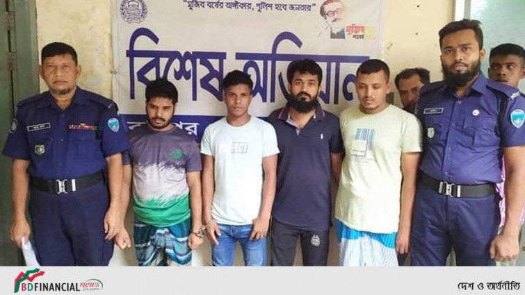 লক্ষ্মীপুরে পুলিশের অভিযানে বিভিন্ন মামলায় গ্রেফতার-৮
