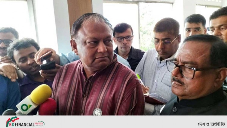 খাদ্য আমদানিতে কোনো বাধা নেই: বাণিজ্যমন্ত্রী