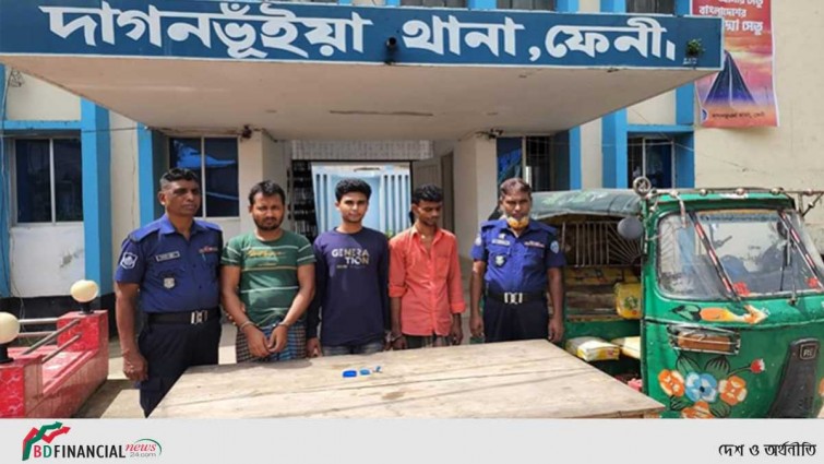 জামিনে বেরিয়ে ফের মাদক ব্যবসা, আটক ৩