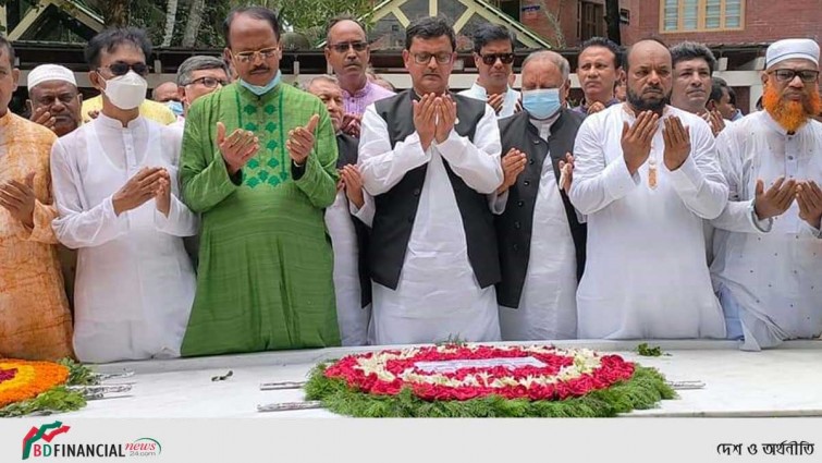 শেখ হাসিনা দেশকে উন্নয়নের পথে নিয়ে যাচ্ছেন : নৌ প্রতিমন্ত্রী