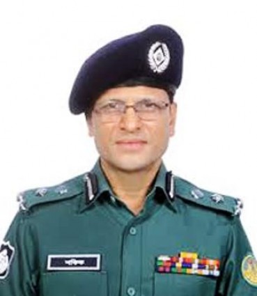 পুলিশকে অপরাধীরা ভয় পাক, জনগণ নয়: ডিআইজি শফিকুল ইসলাম