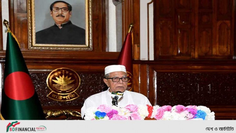 সবাইকে খুশি করতে গিয়ে যেন বিপদ ডেকে না আনি: রাষ্ট্রপতি