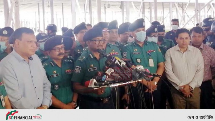 ছাতা-জায়নামাজ ছাড়া অন্যকিছু নয়, সময় নিয়ে ঈদগাহে আসার অনুরোধ