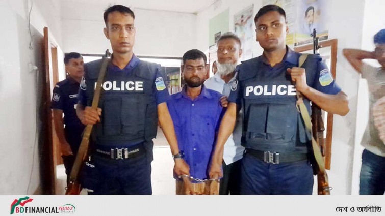 শেরপুরে বাবাকে পিটিয়ে হত্যার ঘটনায় ছেলে গ্রেফতার
