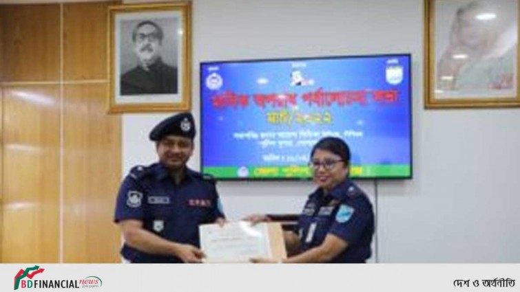 গোপালগঞ্জ জেলার শ্রেষ্ঠ ওসি আবু বকর মিয়া