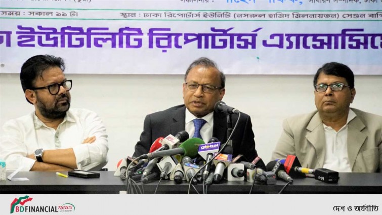 রাস্তার উপরে দোকান ও যত্রতত্র গাড়ি পার্কিং বন্ধ করতে হবে : স্থানীয় সরকার মন্ত্রী