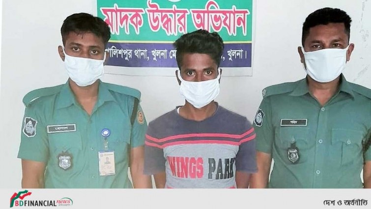 কেএমপি’র মাদক বিরোধী অভিযানে গ্রেফতার ৪