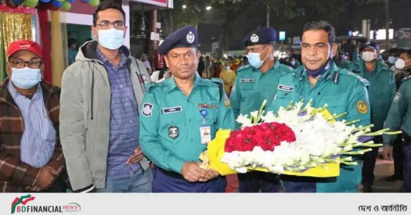 কম্বল বিরতণ ও মানবতার দেওয়াল উদ্বোধন করেন আরএমপি পুলিশ কমিশনার