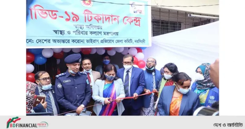 করোনা ভাইরাস প্রতিরোধে ভ্যাকসিন প্রদান কার্যক্রমের শুভ উদ্বোধন
