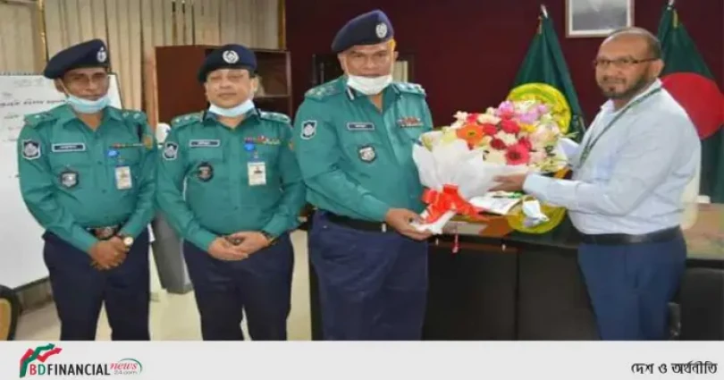 সৌজন্য সাক্ষাতে কেডিএ এর চেয়ারম্যান ও কেএমপি কমিশনার