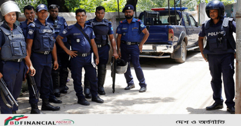দেড় বছর পর হাফ হাতা শার্ট পরার অনুমতি পেল পুলিশ