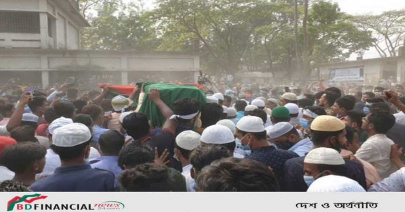 পিতা-মাতার কবরের পাশে চিরনিদ্রায় ব্যারিস্টার মওদুদ