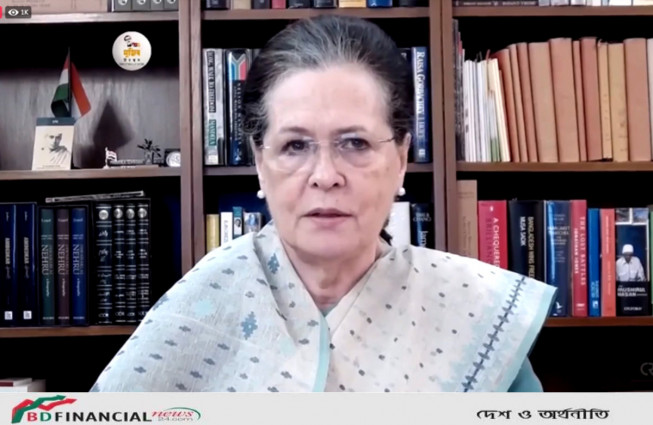 পাঁচ দশকে বাংলাদেশের অর্থনৈতিক উন্নয়ন প্রশংসনীয়: সোনিয়া গান্ধী
