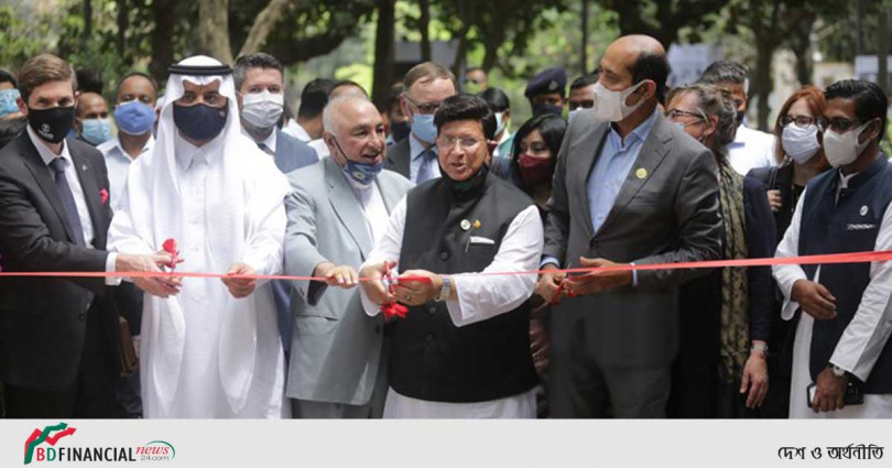 বঙ্গবন্ধুকে নিয়ে গুলশান পার্কে প্রদর্শনী