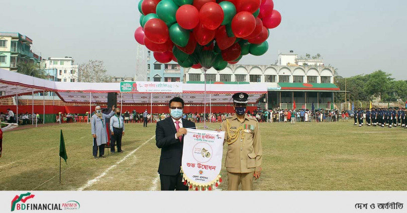 ব্রাহ্মণবাড়িয়ায় জাতীয় পতাকা উত্তোলন ও সম্মিলিত কুচকাওয়াজ অনুষ্ঠিত