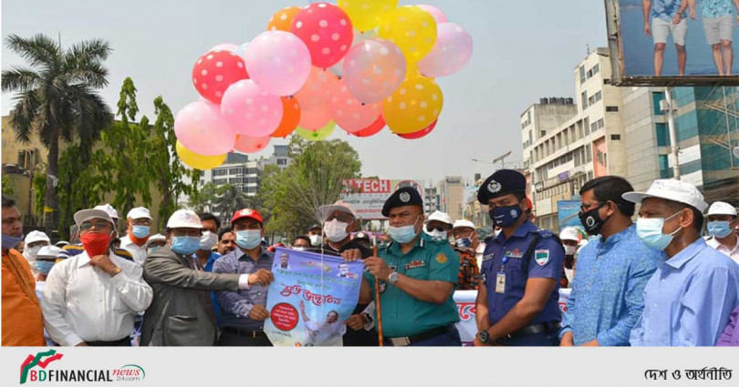 খুলনায় "স্বাধীনতার সুবর্ণ জয়ন্তী ও স্বল্পোন্নত দেশ থেকে উন্নয়নশীল দেশে উত্তরণ " উপলক্ষে বর্ণাঢ্য শোভাযাত্রা