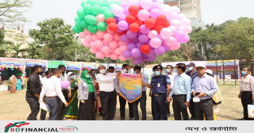 শিল্পকলা একাডেমিতে "বাংলাদেশের এক অনন্য অর্জন স্বল্পোন্নত দেশ থেকে উন্নয়নশীল দেশে উত্তরণ" মেলার উদ্বোধন
