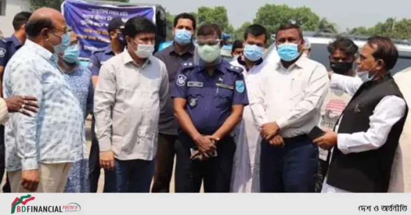 স্বাস্থ্যবিধি মানতে সরকারি উদ্যোগ বাস্তবায়নে মাঠে নেমেছে টাঙ্গাইল জেলা পুলিশ