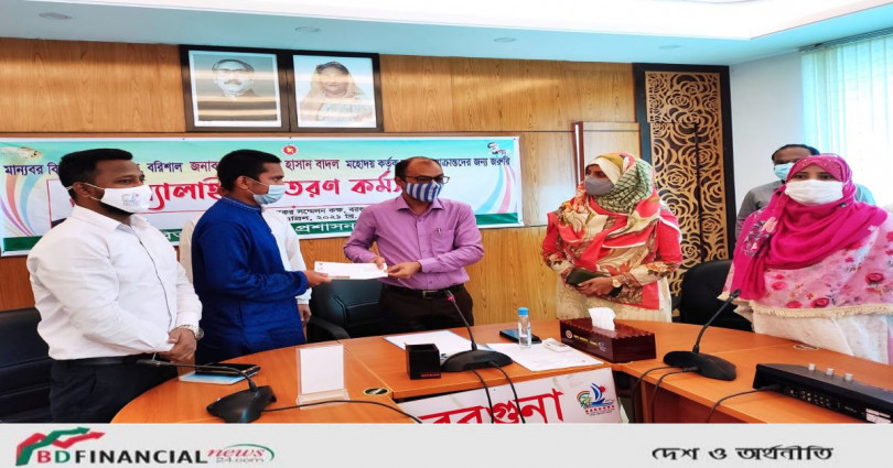 মেডিকেলে ভর্তিতে অনিশ্চয়তা : পাশে দাড়ালেন বরগুনার জেলা প্রশাসক