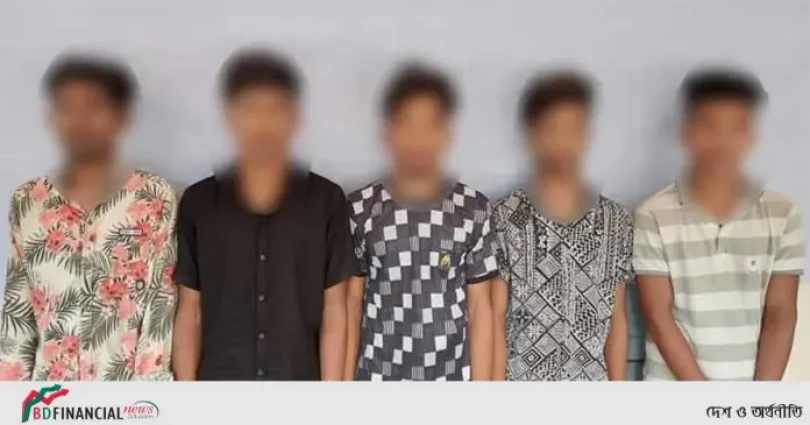 পুলিশ হেডকোয়ার্টাসের নি‌র্দেশনায় লক্ষ্ণীপুরে  কিশোর গ্যাংয়ের সদস্য গ্রেফতার