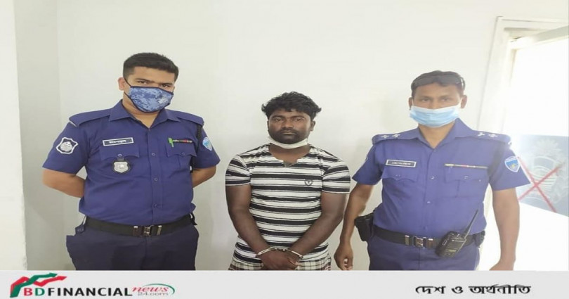 আখাউড়ায় পাচারকালে ১৮ বোতল ইস্কুপসহ আটক ২
