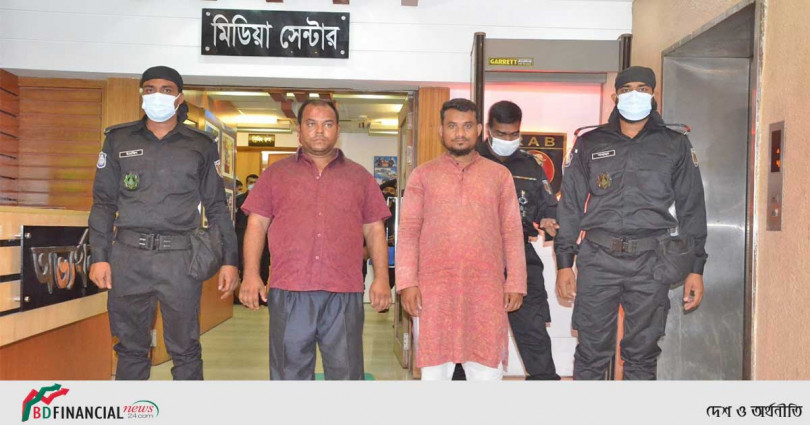 আরমানিটোলায় আগুন: দুই অভিযুক্ত গ্রেপ্তার