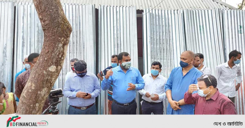 বারবার আগুন লাগার ঘটনা সরেজমিন পরিদর্শন করলেন ঠাকুরগাঁওয়ের জেলা প্রশাসক