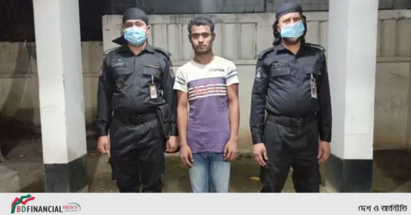 বালু ও পিয়াঁজের ট্রাক থেকে ৭৩০ বোতল ফেন্সিডিল ও ২৭৫ গ্রাম হেরোইন উদ্ধার করেছে র‌্যাব-২