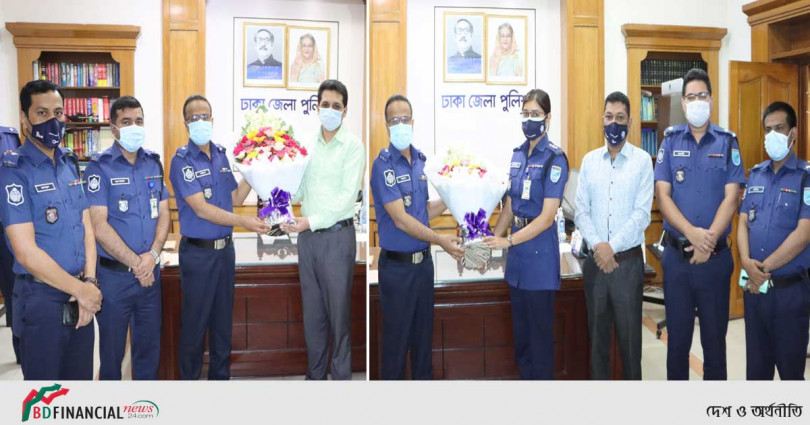 পদোন্নতি পাওয়ায় দুই কর্মকর্তাকে ঢাকা জেলা পুলিশের পক্ষ থেকে ফুলেল শুভেচ্ছা