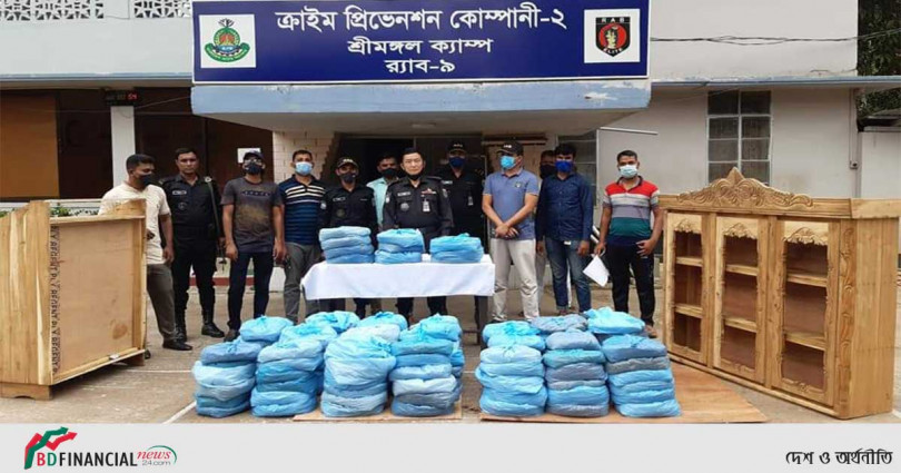 শ্রীমঙ্গলে র‍্যাব-৯’র অভিযানে গাজা উদ্ধার’ কাঠের ফার্নিচার ও পিকআপ আটক!