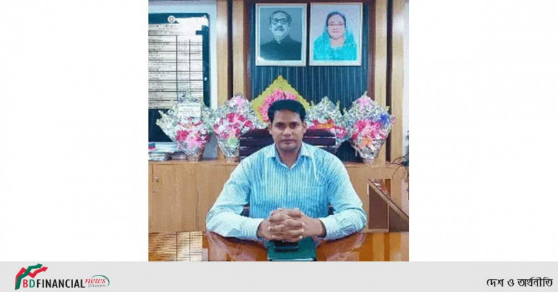নদী থেকে বালু উত্তোলনে বাধা দেয়ার জের ইউএনও'র উপর হামলা, গাড়ি ভাংচুর
