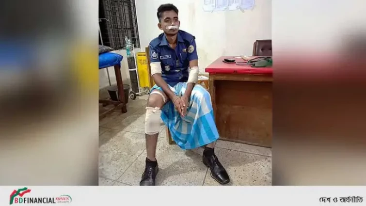 কুয়াকাটায় ডাকাতদের গুলিতে ২ পুলিশসহ আহত ৪