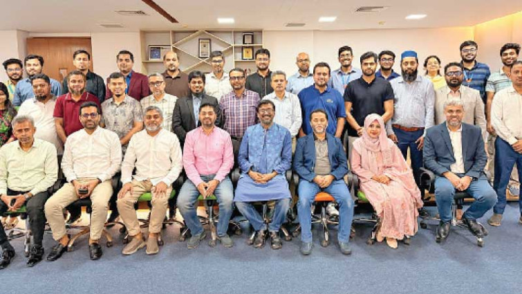 পুঁজিবাজারের পেশাজীবীদের জন্য প্রথম এআই-বিষয়ক প্রশিক্ষণে লংকাবাংলা সিকিউরিটিজের অংশগ্রহণ