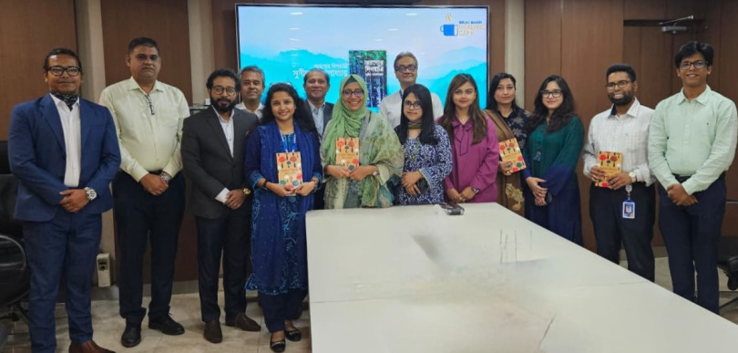 ব্র্যাক ব্যাংক রিডিং ক্যাফেতে সুনীল গঙ্গোপাধ্যায়ের ‘অরণ্যের দিনরাত্রি’ নিয়ে আলোচনা