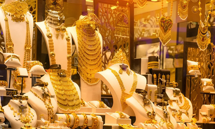 ফের বেড়েছে সোনার দাম, আজ থেকেই কার্যকর