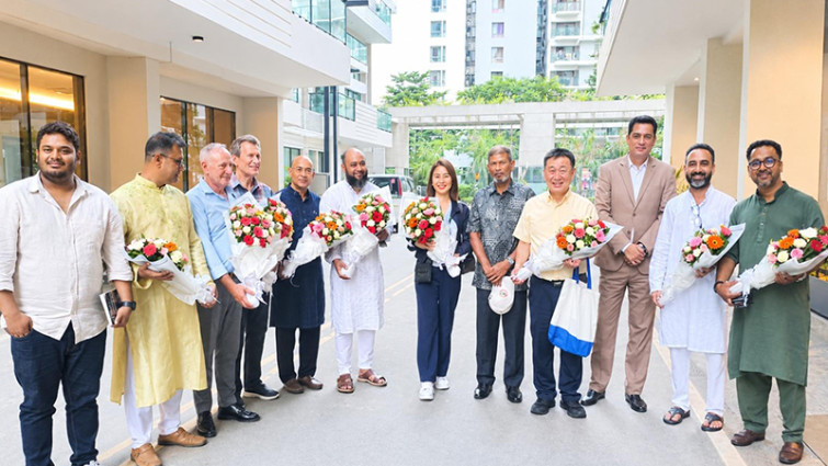 রূপায়ণ সিটি উত্তরা পরিদর্শনে আন্তর্জাতিক আবাসন খাতের প্রতিনিধি দল